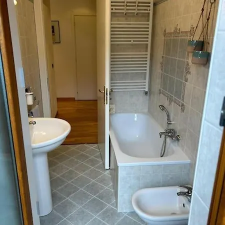 Renzo E Lucia * Верона